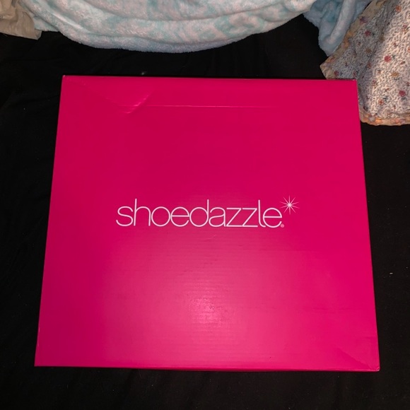 brand new never worn shoe dazzle boots - Picture 3 of 3